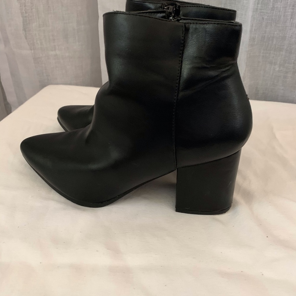 Lane Black Boots